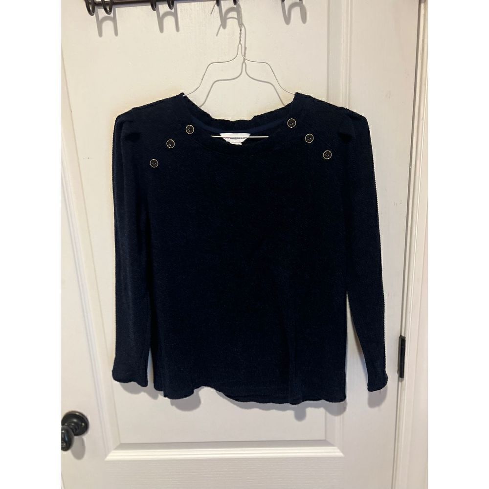 Liz Clairborne Navy Soft Sweater with button details puff shoulder at sleeve